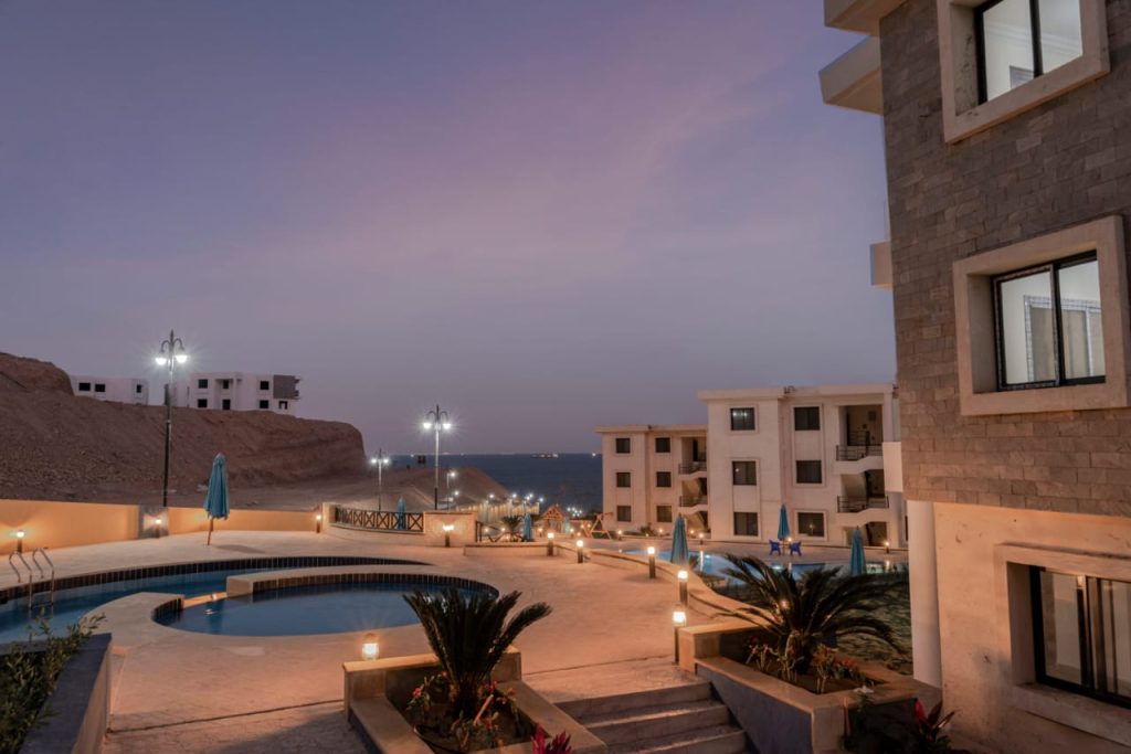 السخنة هيلز العين السخنة